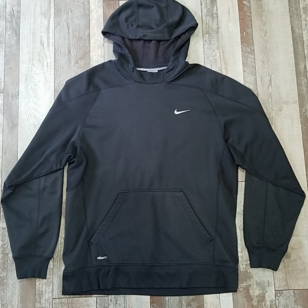 Nike fit dry vintage black sweat shirt size medium